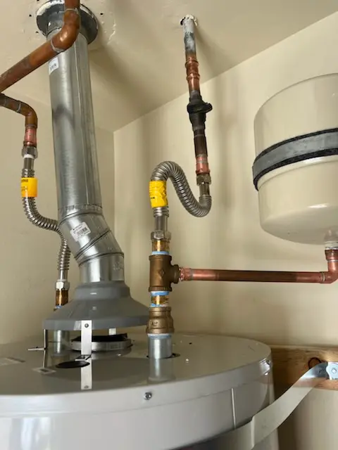 Water heater installation and plumbing repair in Selby-on-the-Bay